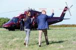 Drottningen är inte nöjd med William och Kate över helikopteranvändning