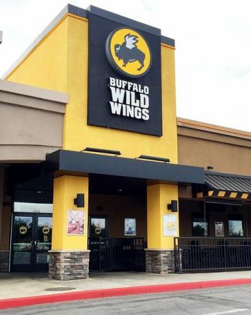 detaljhandel skylt buffalo wild wings restaurang i lakewood, Kalifornien