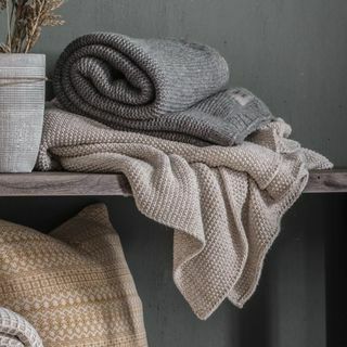 Jytte Chunky Knit Throw i Grå