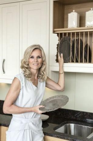 Designer och TV-presentatör Linda Barker - Wren Kitchens