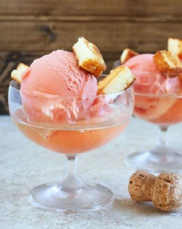 champagne sundaes