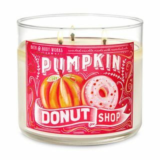 Pumpa Donut Shop Candle