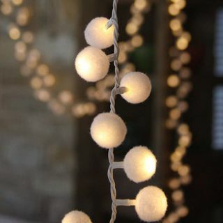 Vita Pompom String Lights