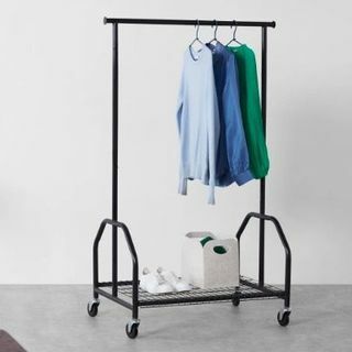 MADE Essentials Moss Garment Rack, svart