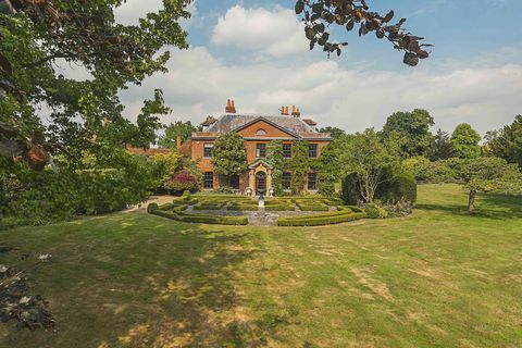 Hurst Lodge - Berkshire - grunder - Savills