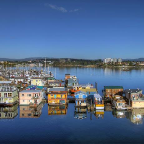 Husbåtar på Fisherman's Wharf i Victoria BC