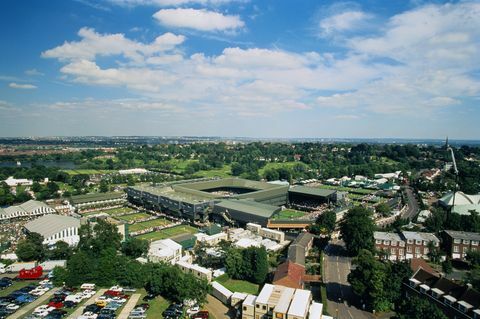 Storbritannien, London, Wimbledon Tennis Club, utsikt över banor under sommaren