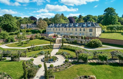 Robbie Williams' hus på landet, Compton Bassett House, till salu i Wiltshire