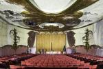 19 Eerie-foton av Amerikas övergivna teatrar