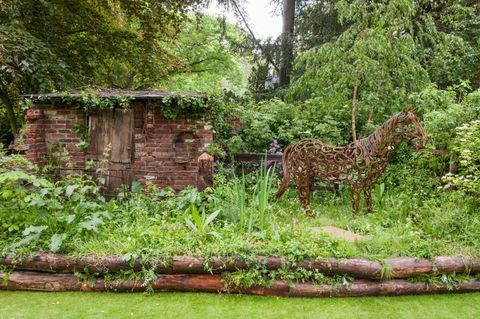 World Horse Welfare Garden. Designad av: Adam Woolcott och Jonathan Smith. Sponsrad av: World Horse Welfare. RHS Chelsea Flower Show 2017