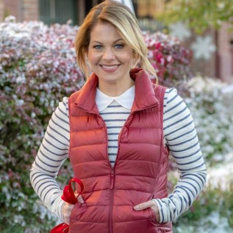 hallmark channel radio christmas candace cameron bure