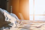 Sommarsolstånd: Hur man stoppar längre dagsljus som påverkar din sömn