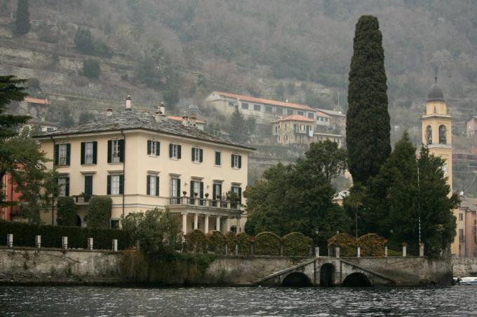 utsikt över George Clooneys italienska hus,