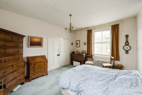 26 Chalcot Crescent - Primrose Hill - Paddington 2 - fastighet - sovrum - Savills