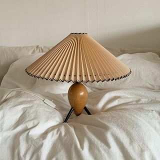 Plisserad Art Deco bordslampa