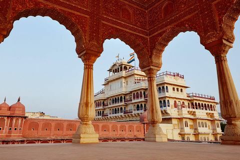 Boka kungliga stadspalatset i Jaipur där prinsessan Diana besökte