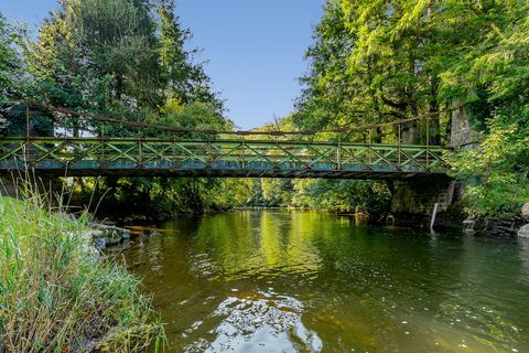 chainbridge lodge halmtak stuga till salu i Devon