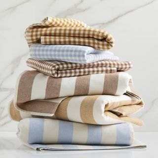 Heather Taylor Home Gingham & Stripe Bath Handdukar