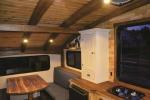 Diagnos Le Koroc, en liten husbåt i Quebec, är till försäljning för $ 61 000
