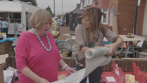 Anna Ryder Richardson - tapeter - 60 minuters makeover - Quest Red