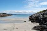 En hel strand och stuga på den "soligaste ön i Storbritannien" är till salu