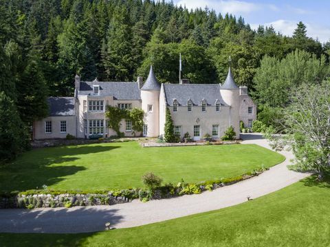 Slott i Cairngorns National Park, Skottland