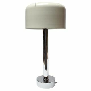 Lampa i krom och lackad aluminium