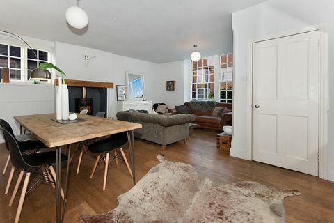 Fastighet med 4 bäddar till salu £ 525,000, The Street, Ash, Canterbury CT3