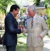 Prins Charles besöker Barbados när landet tar bort drottning Elizabeth som statschef