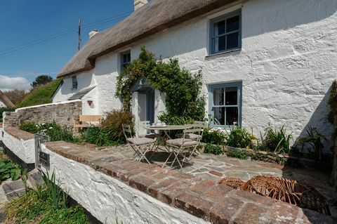 2 angränsande stugor till salu i Cornwall