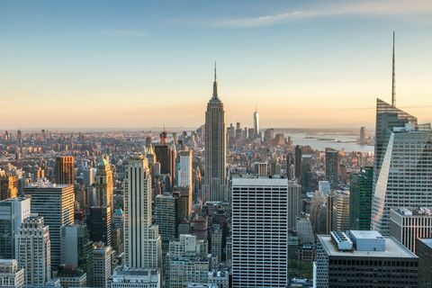 empire state building och manhattans skyline, new york city, usa