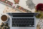 Hur man framgångsrikt bemästrar julshopping på nätet - och sätter på ett fynd i processen