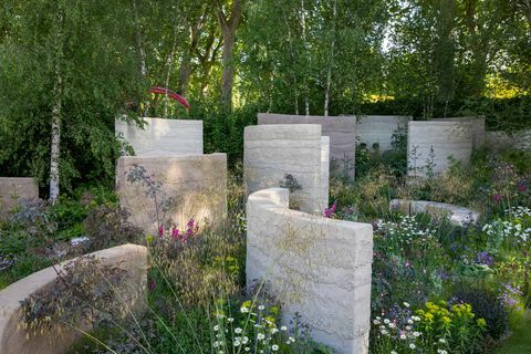 the mind garden designad av Andy Sturgeon sponsrad av project give back in support of mind show garden rhs chelsea flower show 2022