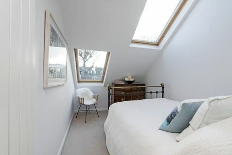 193 St Johns Hill - The Slim House - London - sovrum - Savills