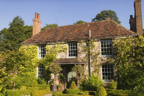 Ivy-täckt stuga, Haslemere, England